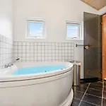 In With Sauna *