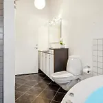 In With Sauna *