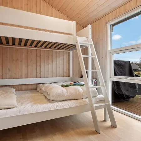 Feriehus In With Sauna