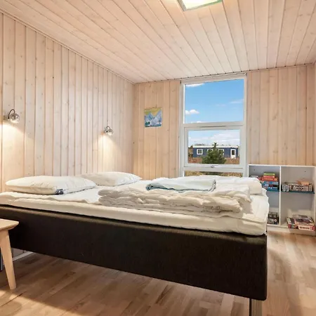 In With Sauna